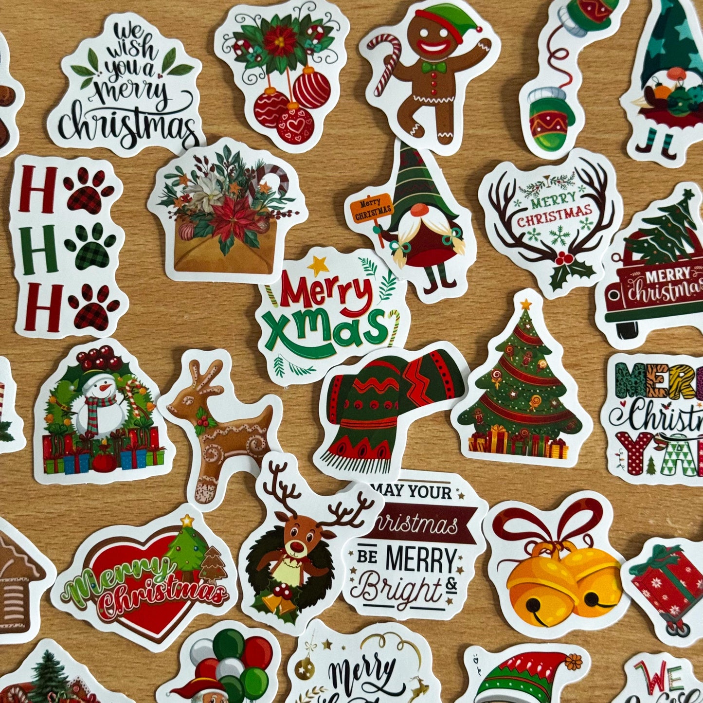 100pcs Christmas Santa and tree Stickers, Santa Claus, Merry Christmas Decals for Water Bottles, Laptops, Phones, diy Christmas presents