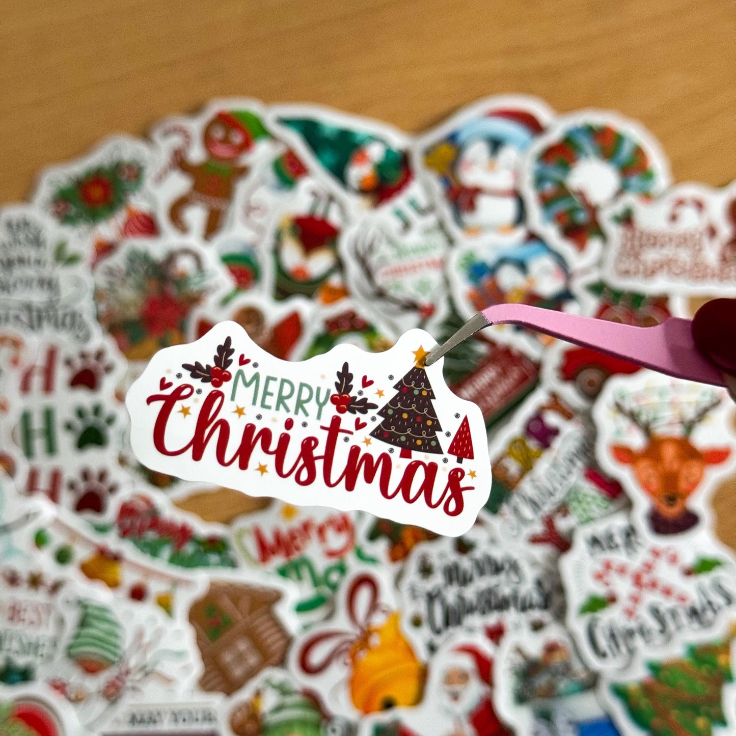 100pcs Christmas Santa and tree Stickers, Santa Claus, Merry Christmas Decals for Water Bottles, Laptops, Phones, diy Christmas presents