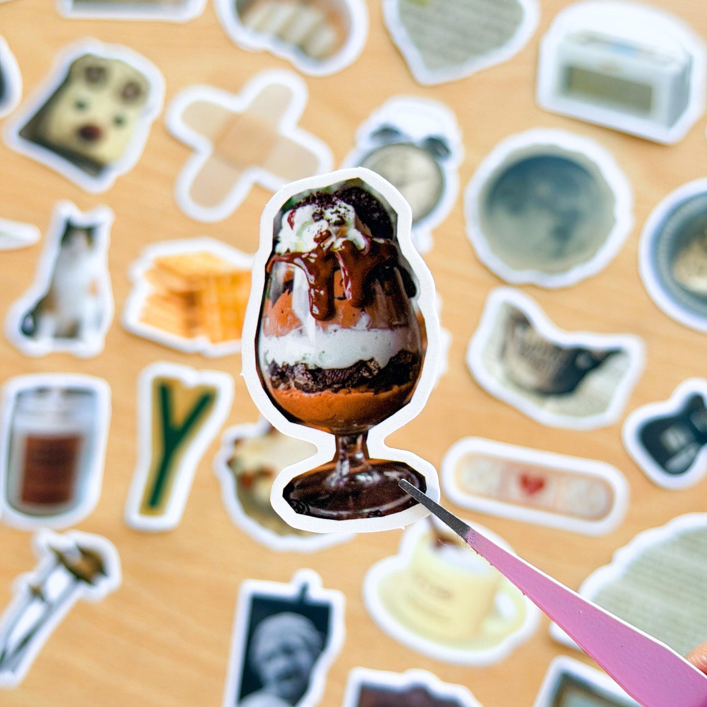 60pcs Brown Aesthetic Vinyl Stickers, Old School, Nostalgic Autumn, Y2K, Retro Stickers, Kindle, Planner, Laptop, Phone Case